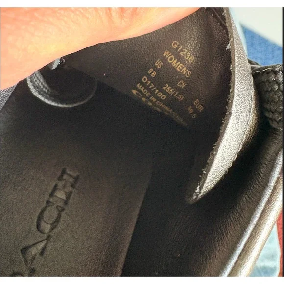 COACH Tea Rose Gunmetal Metallic Leather Women's Size 9 New - Picture 2 of 8